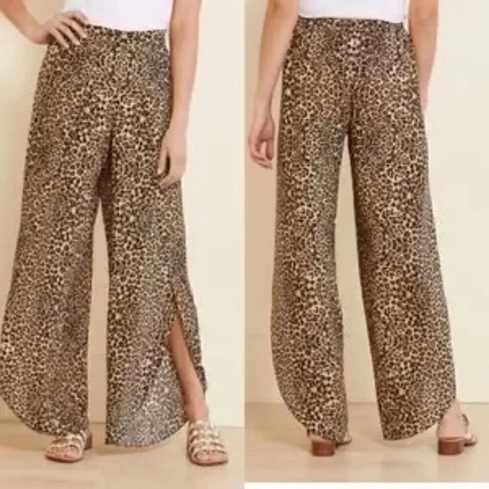 NWT Evereve Peyton Jensen Whitney Leopard Split Side Pants